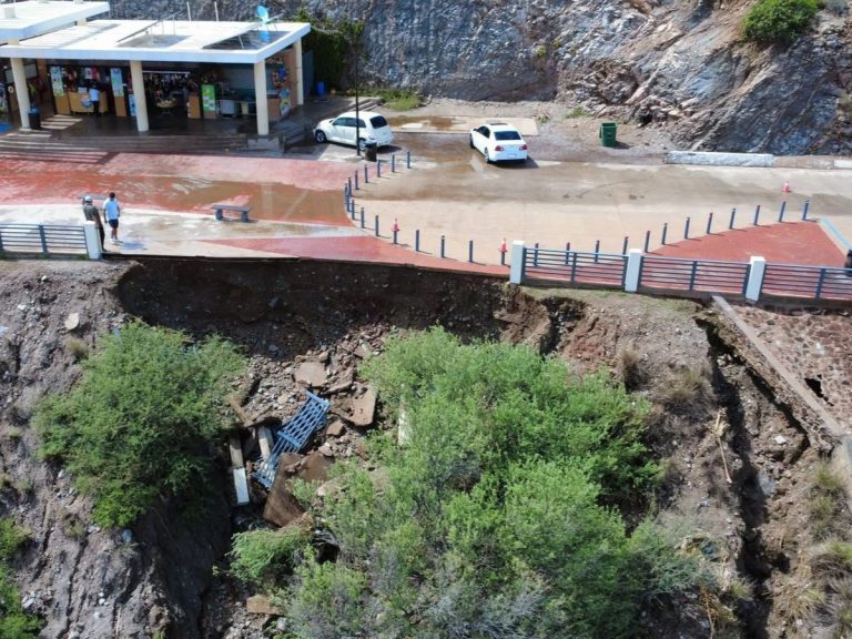 Autoridades evalúan daños en Guaymas tras intensas tormentas