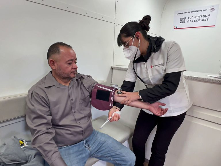 Doctor Vagón, el Tren de la Salud brinda atención gratuita a nogalenses